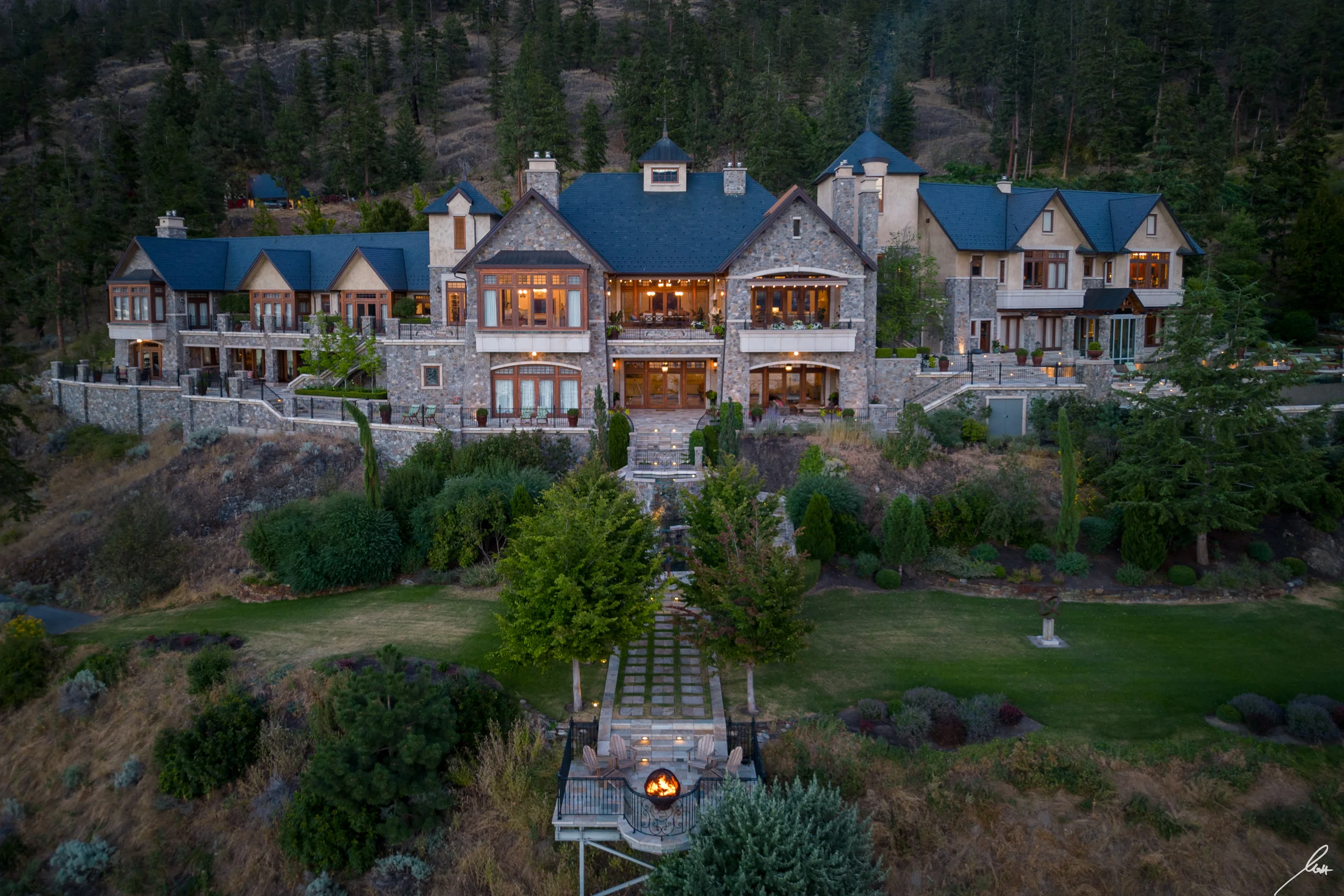 Grand Residence aerial