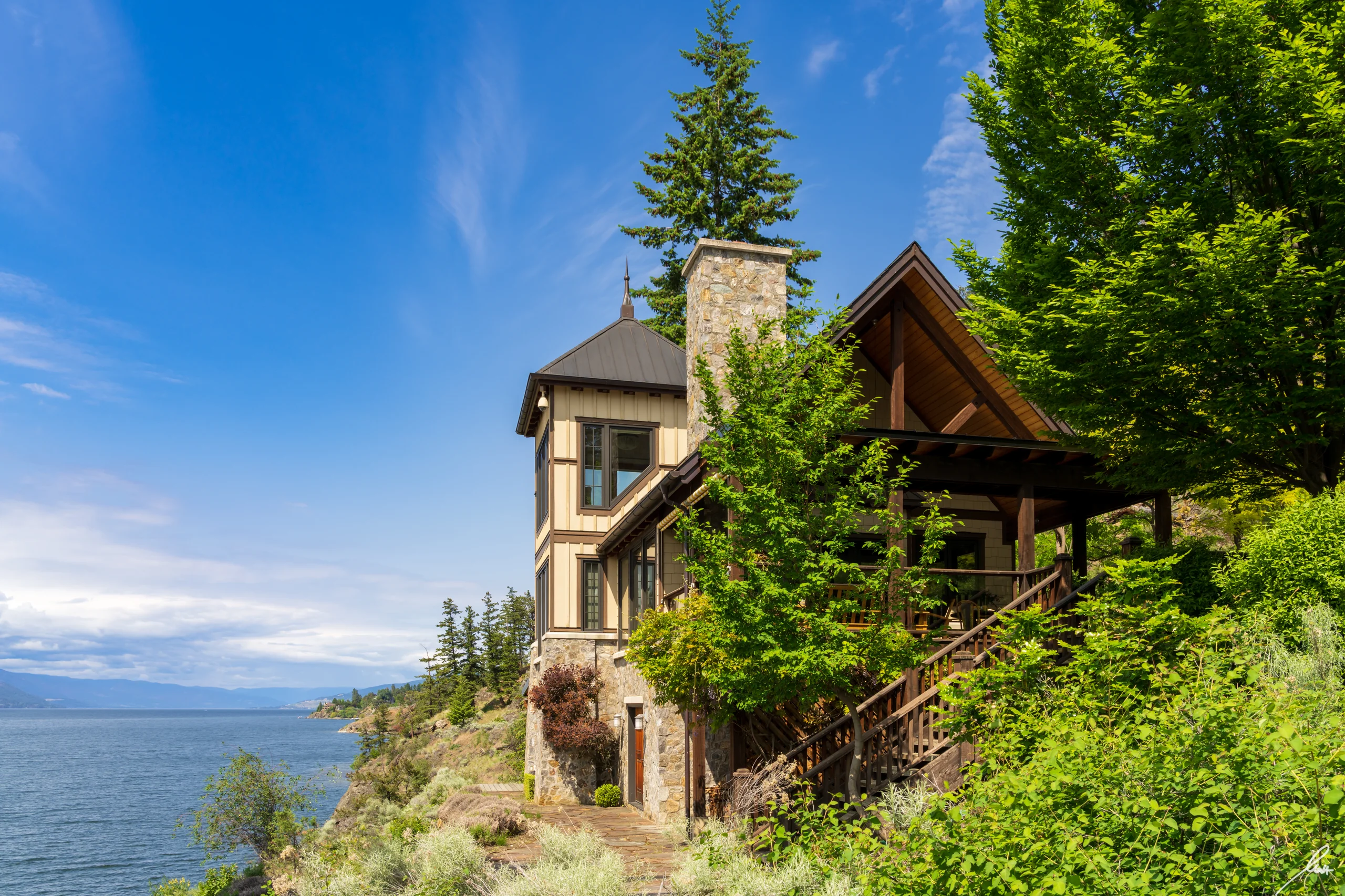 The Beach House at Château Okanagan